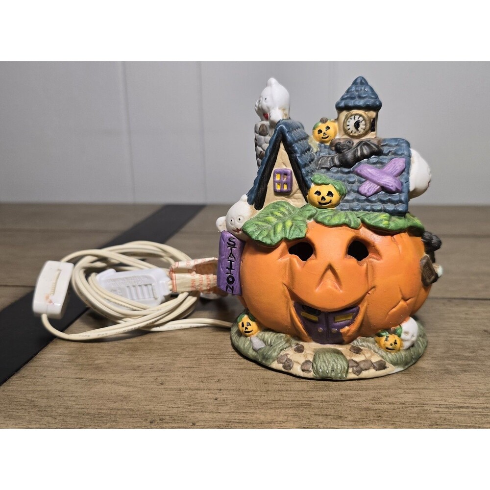 Vintage Porcelain Pumpkin Hand Painted Haunted House W/ Ghosts & Clock Tower - Picture 1 of 7